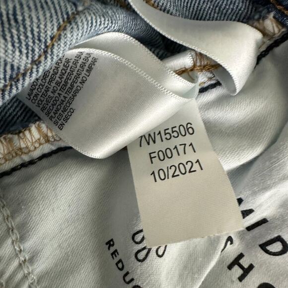 2/$30 Lucky Brand 3 inch Mid-rise Boy Short Distressed Denim Jean 6/ 28 #BAG9 - Picture 7 of 9